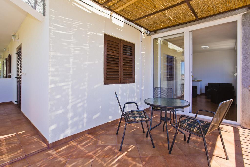Apartments Ivusic Hvar Town Exterior photo