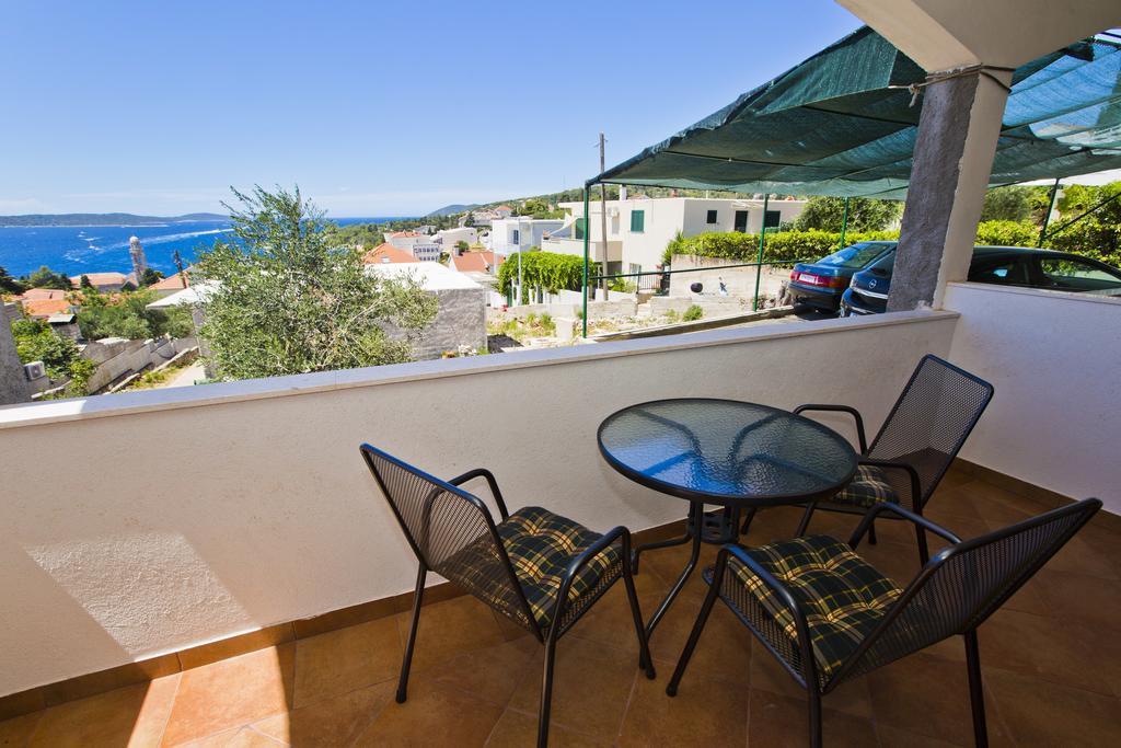 Apartments Ivusic Hvar Town Exterior photo