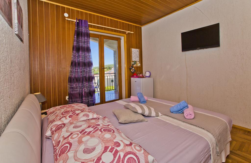 Apartments Ivusic Hvar Town Exterior photo