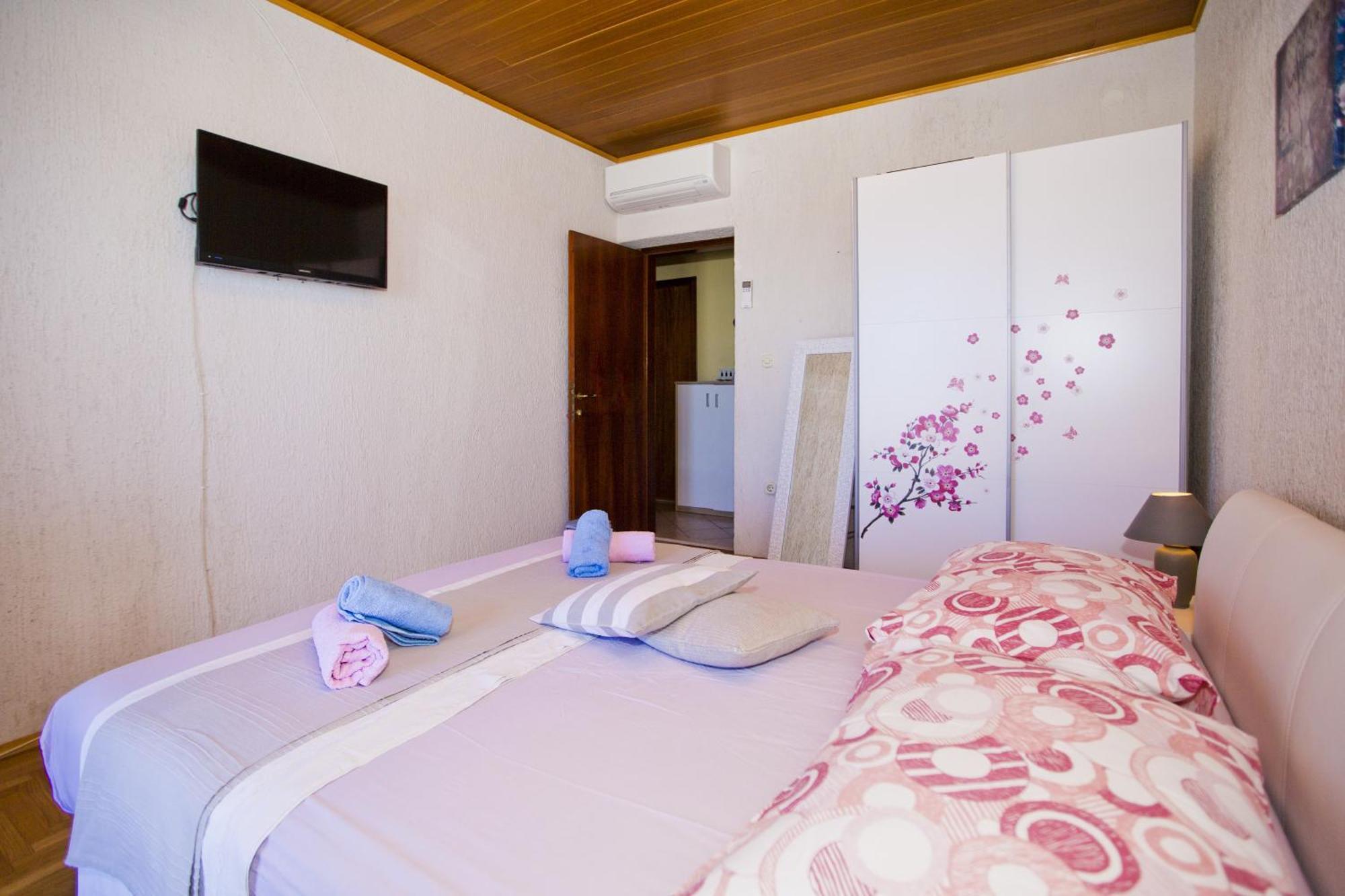 Apartments Ivusic Hvar Town Exterior photo