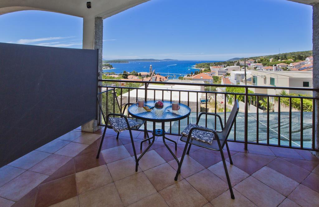 Apartments Ivusic Hvar Town Exterior photo