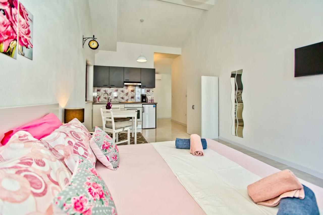 Apartments Ivusic Hvar Town Exterior photo